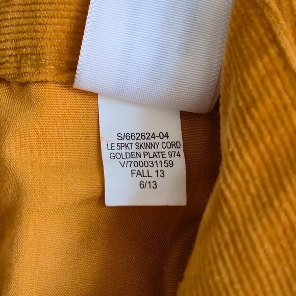 Banana Republic Limited Edition Corduroy Pants | Size 4 - Picture 10 of 11